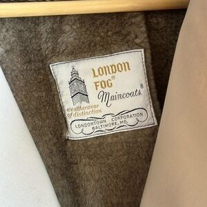 Vintage London Fog Women’s Khaki Belted Trench Coat Size 12 Petite